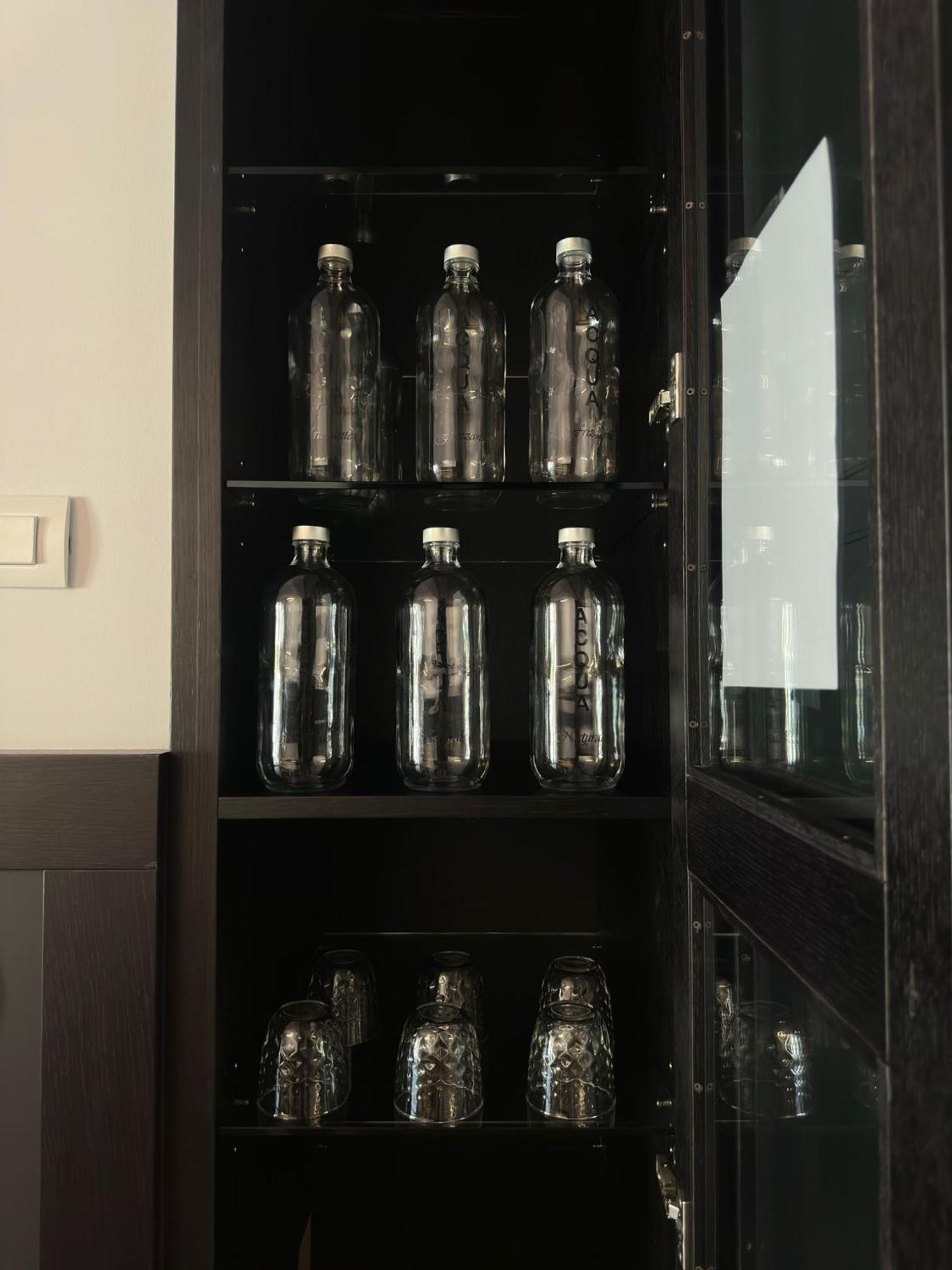 BnBiz - Coworking Hotel Fiorenzuola dʼArda Eksteriør billede
