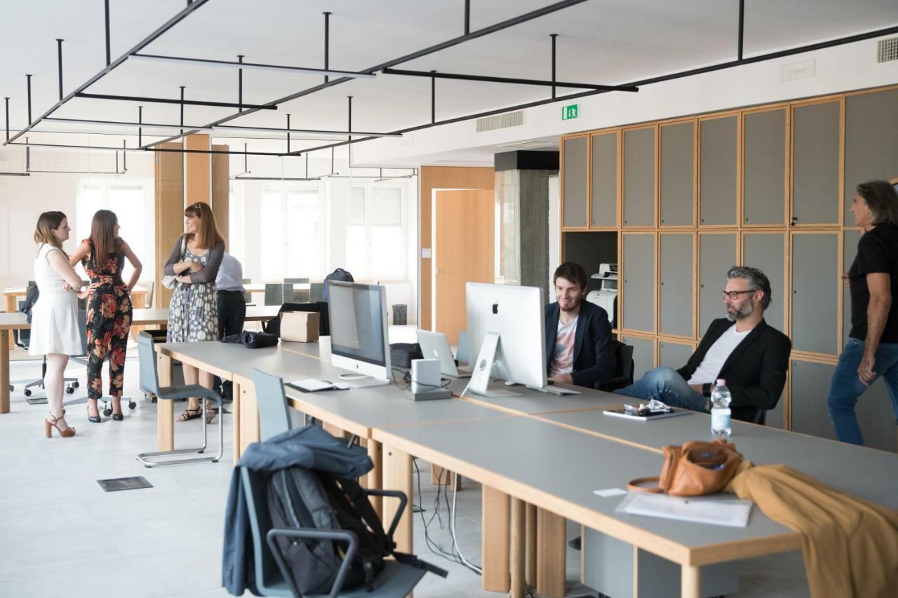 BnBiz - Coworking Hotel Fiorenzuola dʼArda Eksteriør billede
